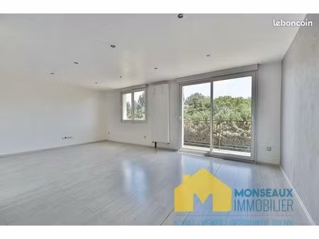 appartement 3 pièces 54 m²