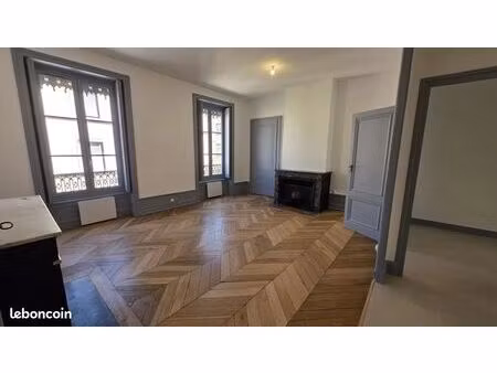 appartement 3 pièces 83 m²