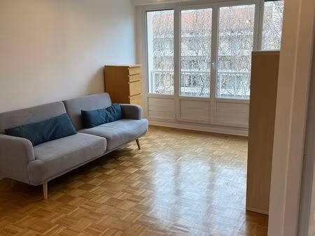 location magnifique appartement confluence lyon 02