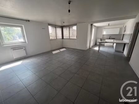 appartement 4 pièces 80 m²