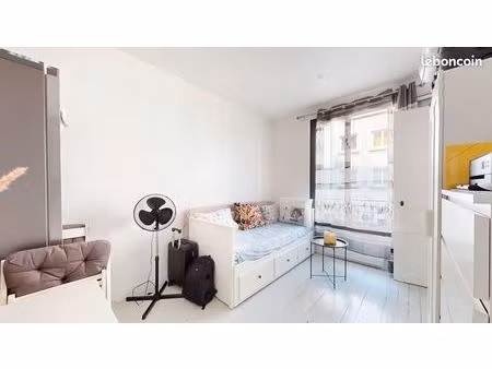 studio 1 pièce 17 m²