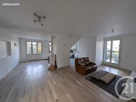 maison 6 pièces 146 m²