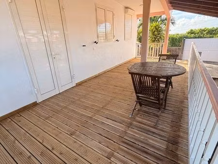 maison f3 individuelle coin calme saint-francois