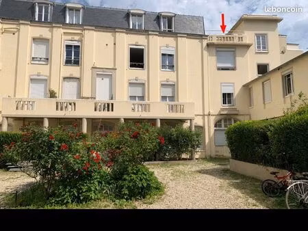 studio avec terrasse