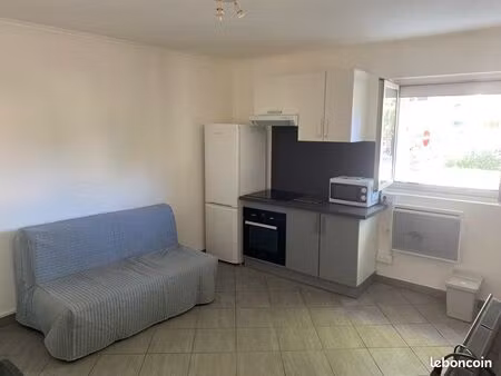 location studio meublé village des caillols 13012 marseille