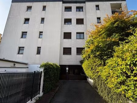 appartement 3 pièces 75 m²