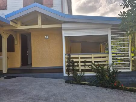 location f4 à baie-mahault