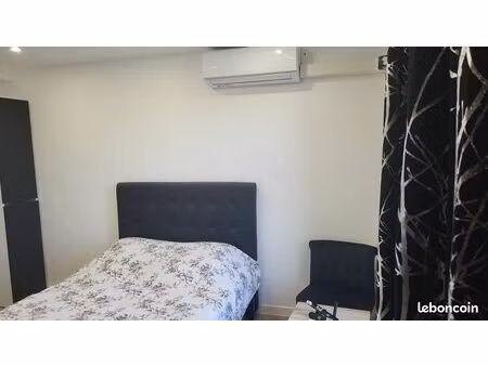 studio climatisé et toutes charges comprises ( électricité  eau et internet)