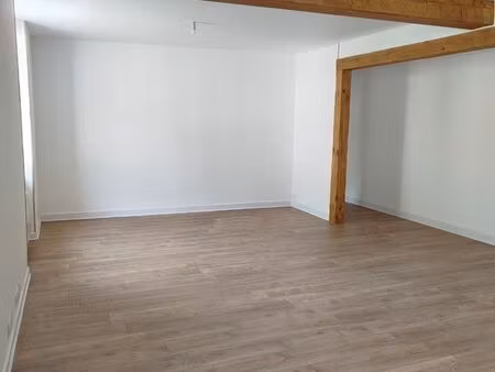 appartement entièrement rénové 68 m2