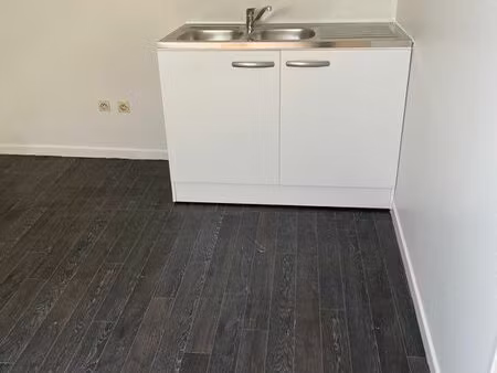 à louer – f2 à romilly-sur-seine
