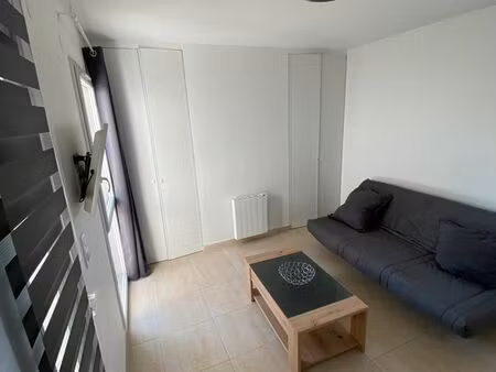 location studio de septembre a juin