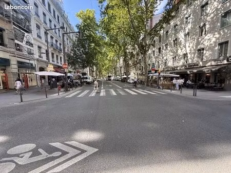 fonds de commerce beauté/coiffure 111 m²