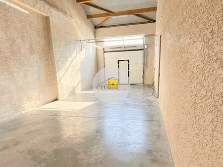 local 70 m² saint-priest