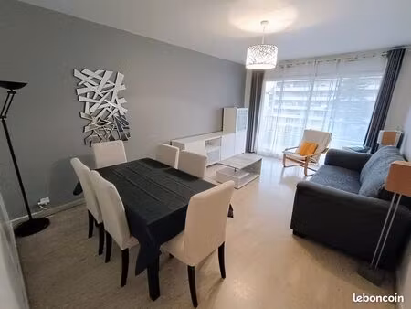 t3 meublé 72 m² rénové - double balcon - parking - secteur saint pierre / timone 13005 mar