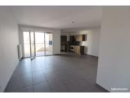 t3  la capelette  67 m2  terrasse  double box