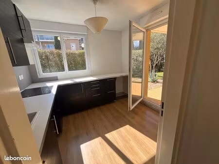 t2 50 m2 en rez de jardin