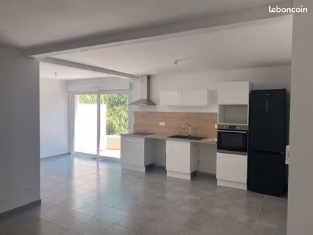 à louer – t3 récent 2021 – 2 chambres – climatisation – terrasse – saint-jean / port-de-bo