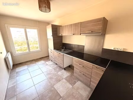 appartement 3 pièces 103 m²