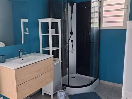 studio saint pierre toutes charges comprises