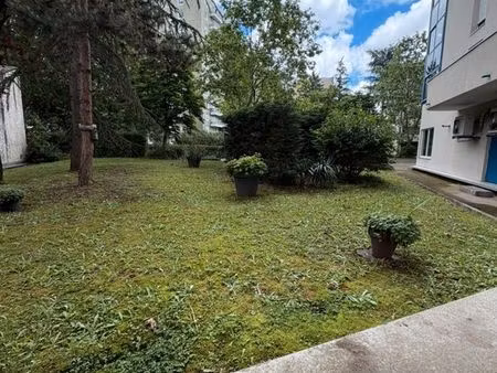 murs commerciaux  possibilité airbnb