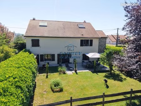 propriété 8 pièces 225 m²