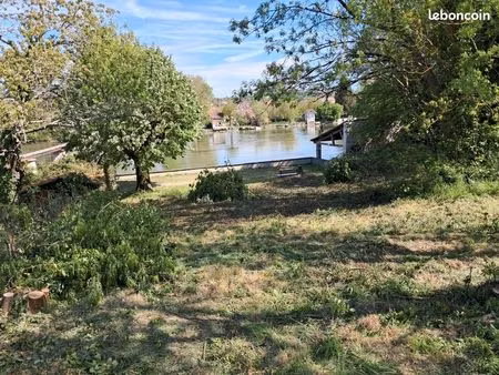 terrain constructible bord de touvre