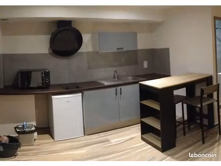 spéciale frontalier : studio meublé de 27 m²  refait à neuf en 2023 et idéalement situé
