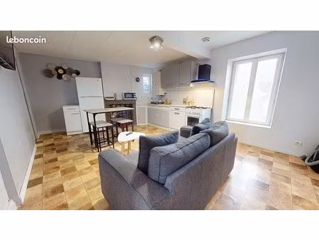 meublé 2 chambres - la couronne