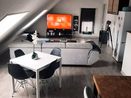 très grand f3 mansardé de 79m2 au sol – dispo immédiatement