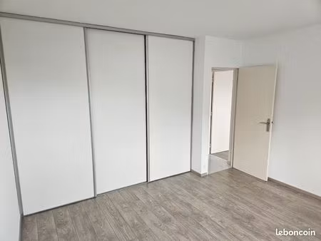 loue appartement t4