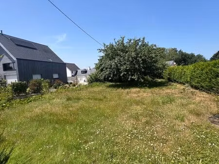 terrain à saint quay