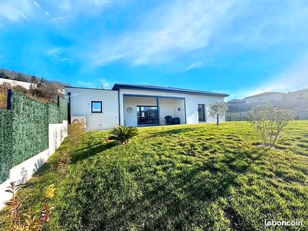 villa 5 pièces 120 m²