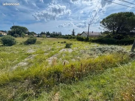 terrain 3890m2