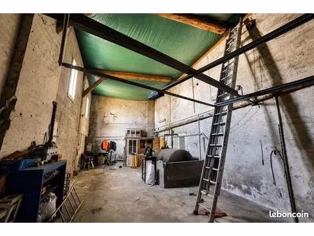 atelier 81 m² tremblay-en-france