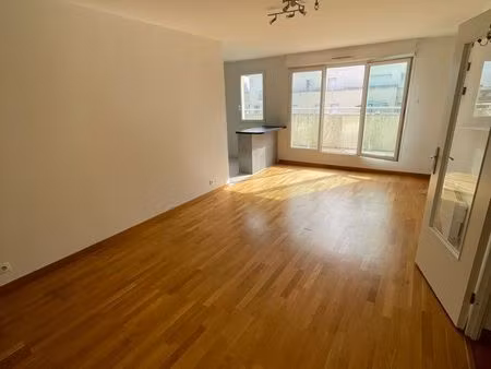 appartement t3 lumineux dpc c chartres