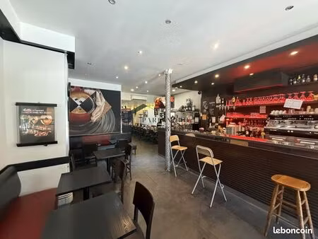 brasserie  café  fonds de commerce 148 m² saint-denis