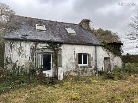maison de campagne entièrement à rénover