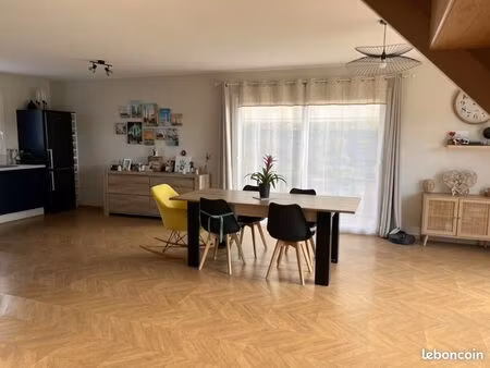 maison 5 pièces 135m²