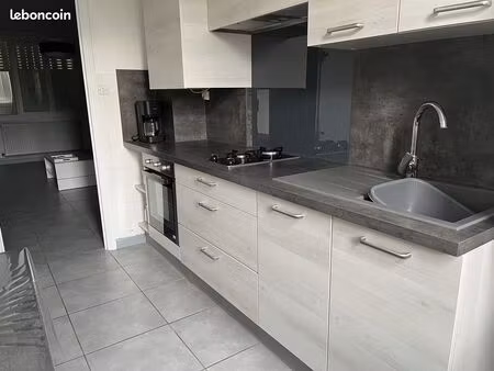 appartement rénové quartier chateauvert 57m2 t3