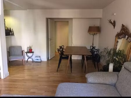 investissement locatif de qualité- centre historique de villeneuve les avignons