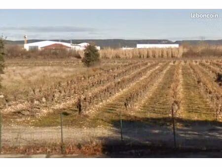 terrain 381 m² remoulins