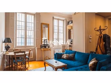 exclusivité foncia  beau t2 dans ancien hôtel particulier