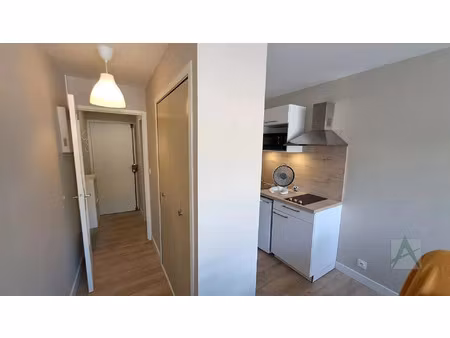 location appartement 1 pièce 20 m² à chambéry (73000)