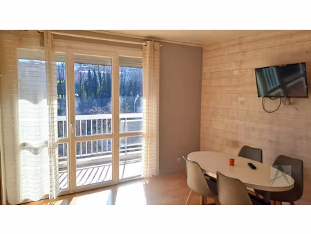 location appartement 1 pièce 26 m² à chambéry (73000)