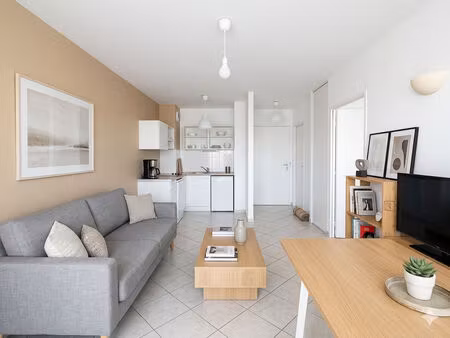 appartement centre sainte luce sur loire 2 pièce(s) 31.3 m2