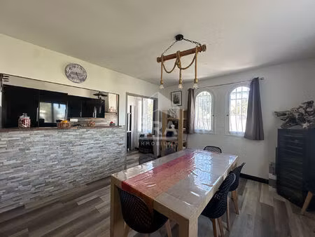 exclusivité : ensemble immobilier de 2 appartements avec garage à saint-jean