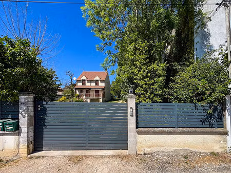 dampmart - maison avec grand jardin + appartement indépendant
