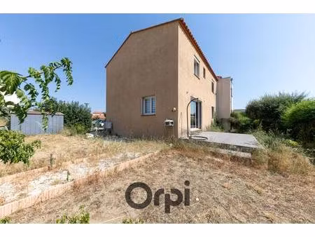 charmante maison trois faces de 120 m² avec jardin et garage