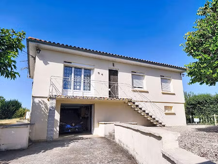 maison de 3 chambres  au pied de monclar d'agenais