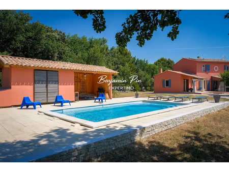 superbe villa provençale avec piscine à saint saturnin lès a
